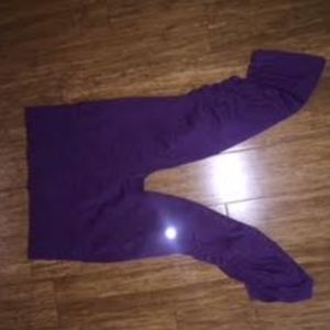 Cropped purple Lululemon leggings